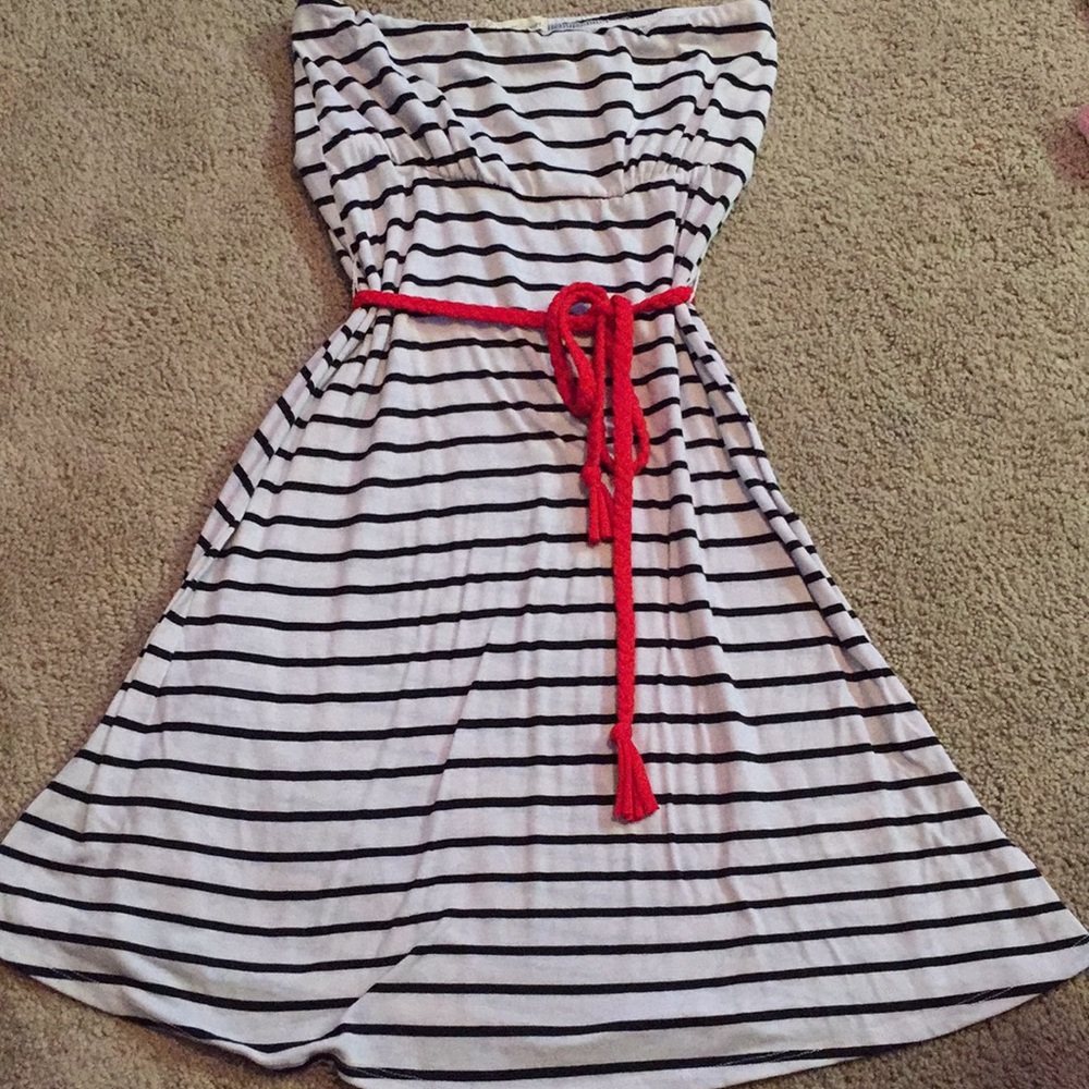 Strapless dress